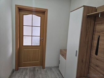 Na predaj zrekonštruovaný 2 izbový byt v Dubnici nad Váhom. - 3