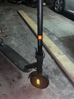 Xiaomi Mi 2 Pro Elektricka Kolobezka - 3