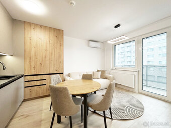 Na prenájom 2-izbový byt s balkónom a parkingom – FUNGL NOVÝ - 3