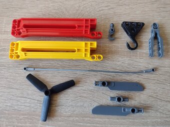 Lego Technic špeciálne diely - 3