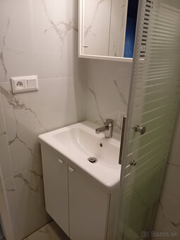 predam krasny 2 izbovy zrekonstruovany byt - 3