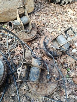 Zadné náboje škoda Felicia ABS - 3