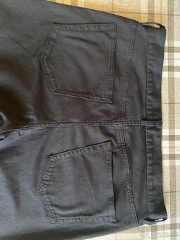 Pánske strečové nohavice. - 3