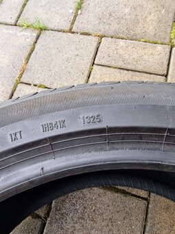 Pirelli POWERGY 255/40 R20 - 3