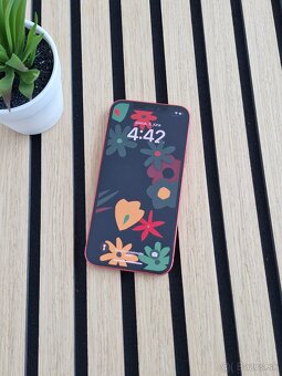 iPhone 12 128GB Červený - 3