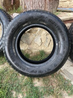 Pneu 205/70 r15 - 3