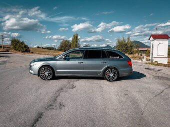 Škoda Superb Combi 2012, 2.0, 4x4, 103kW, DSG, audio tuning - 3