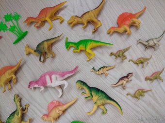 Dinosaury 21 kusov - 3