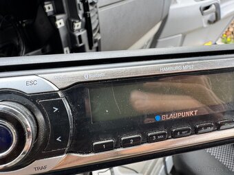 Blaupunkt Hamburg MP57 – autorádio s USB, AUX a Bluetooth - 3
