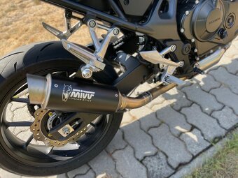 CB 750 Hornet - 3