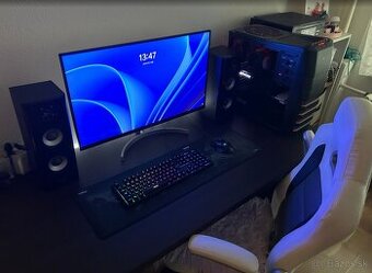 Komplet herná PC zostava + 32" LG 4K monitor +Stôl&Stolička - 3