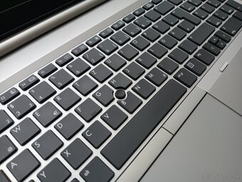 Hp elitebook 8570p , Intel(R) Core™i5 , 8gb ram ,ssd , RS232 - 3