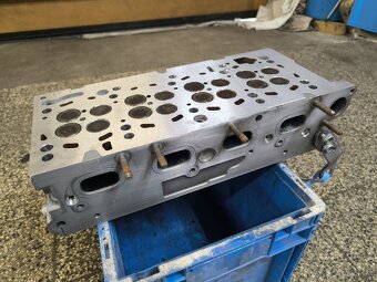 HLAVA 2.0TDi 110kw 135kw 140kw 1.6TDi 85kw 77kw a podobne - 3