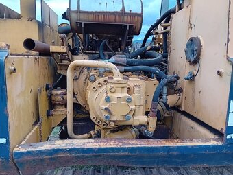 Komatsu PC180 - 3