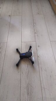 Dron nový - 3