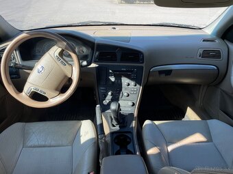 VOLVO V70 2,5 T 4x4 - 3