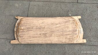 Predám rustikálne hrubo tesané drevené koryto - 3