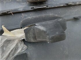 Zadný nárazník Peugeot 206 - 3