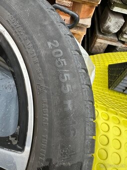 Zimne komplety 205/55 r16 continental - 3