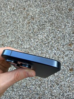 IPhone 15 pro Max - baterie 100% - 3