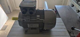 Motor - 3
