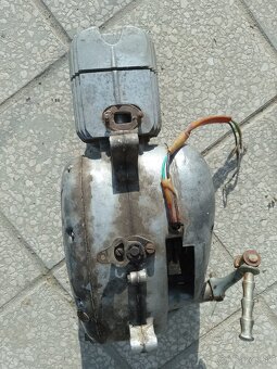 Predam motor Jawa 555 - 3