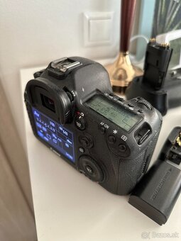 Canon 5D Mark III + 50mm F/1.8 - 3
