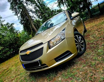 Chevrolet Cruze ECO SPORT - 3