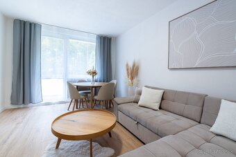 2,5 izbový byt s výťahom a balkónom Stred - 3