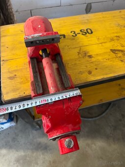 Zverak LEINEN 125 + Pracovný stôl spolu 250€ - 3