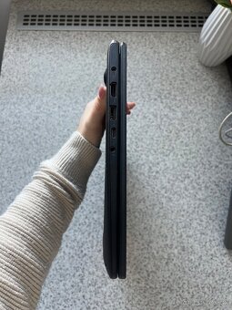 ASUS VivoBook E410MA – ľahký notebook na prácu, školu aj fil - 3