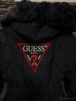 Tmavo modrá bunda Guess - 3