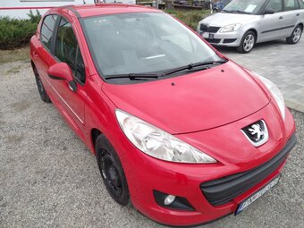 Peugeot 207 benzín  rok 2011 - 3