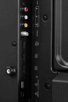 Smart TV 32” Hisense 32A5620F - 3