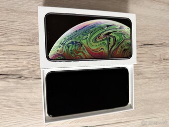 Apple iPhone XS Max 64GB - 3