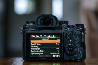 Sony A9 – 24.2 MP - 3