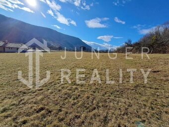 Na predaj slnečný pozemok v obci Rakovnica - 3