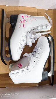 Dievčenské korčule na ľad 29 - 3