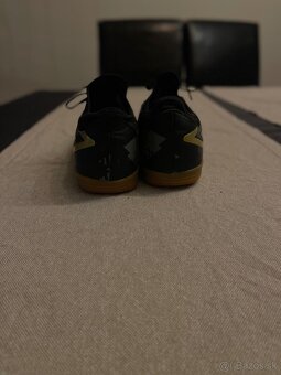 Umbro panska halova obuv 42,5 - 3