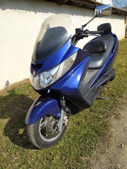 Suzuki Burgman 400 - 3