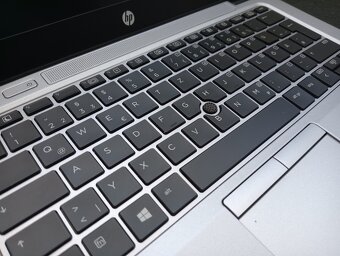 HP elitebook 820 G3 ,Intel® Core™ i5 , 8gb ram , 500gb ssd - 3