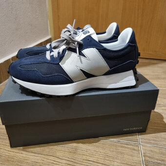 New Balance 327 - 3