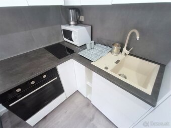 Exkluzívna ponuka-Garsónka s balkónom.24 m2 - Hliny 5 - 3