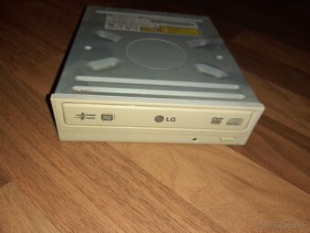 WiFi anténa, webkamera, DVD vypalovačka, nabíjačka batérií, - 3