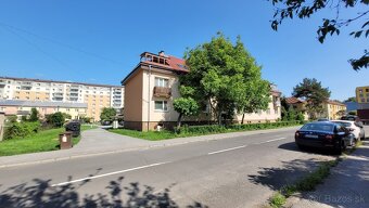 4-izbový podkrovný byt s vlastným kúrením na predaj - 3