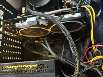 PC zostava Radeon RX570 8GB + AMD Ryzen 3 1200 - 3
