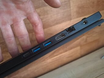 Acer Nitro V15 - 3
