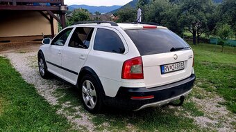 Škoda Octavia Scout - 3