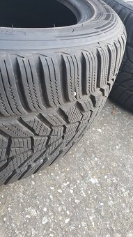 245 45 R18 Zimné pneu Hankook - 3