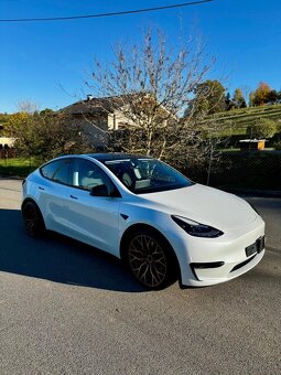 Tesla Model Y Performance 4x4 Plná Záruka 57t km Odpočet DPH - 3